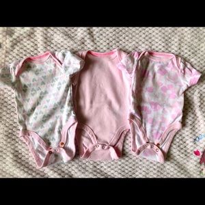 Newborn girls onesies